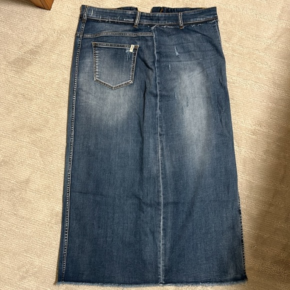 Buffalo Sabra Long Denim Skirt - Picture 2 of 6